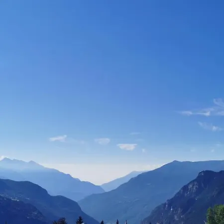 Cav Mes Vallees Vda Apartment