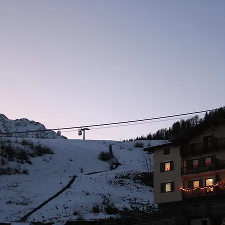 Cav Mes Vallees Vda Apartment