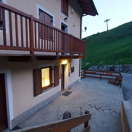 Cav Mes Vallees Vda *